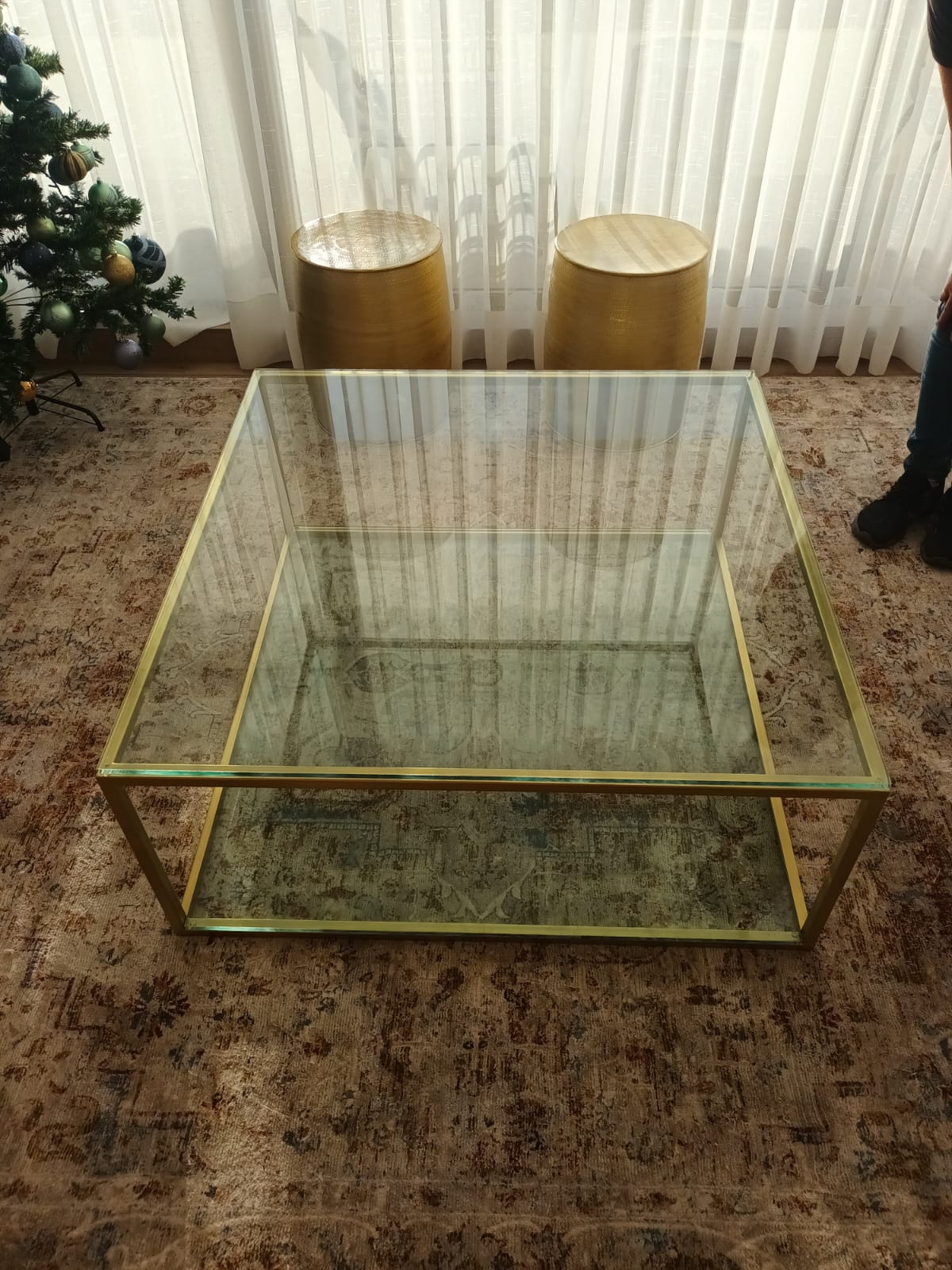 Mesa de centro con vidrio